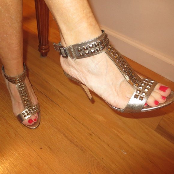 LAST CHANCE  NIB CLAUDIA CIUTI Gold Embellished Ankle Strap heels - Picture 6 of 10